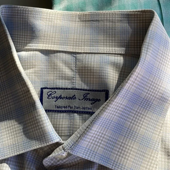 Tom James custom tailored dress shirts - Picture 4 of 15